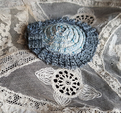 ensemble poupée huret ou autre poupée de mode ancienne, robe