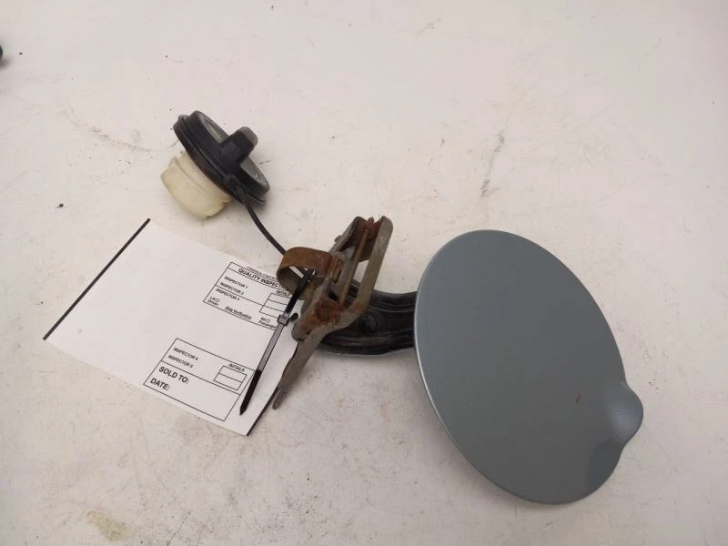 PORTA DE ENCHIMENTO DE COMBUSTÍVEL FORD TAURUS 2008 - Imagem 2 de 4