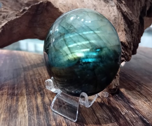 Beautiful Labradorite Cushion (C6) - Picture 3 of 6