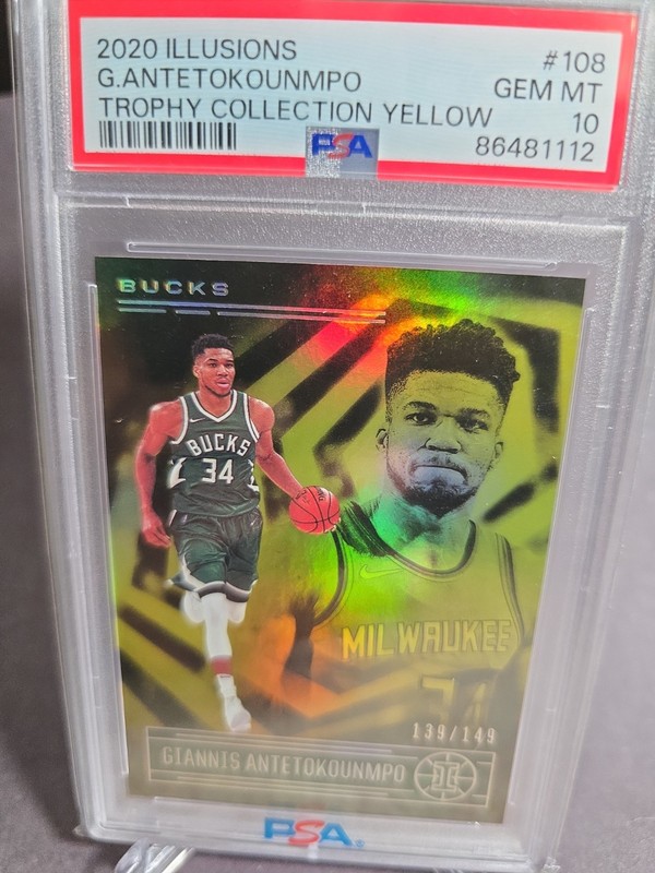 2020-21 Panini Illusions G. Antetokounmpo Trophy Collection Yellow /149 PSA 10