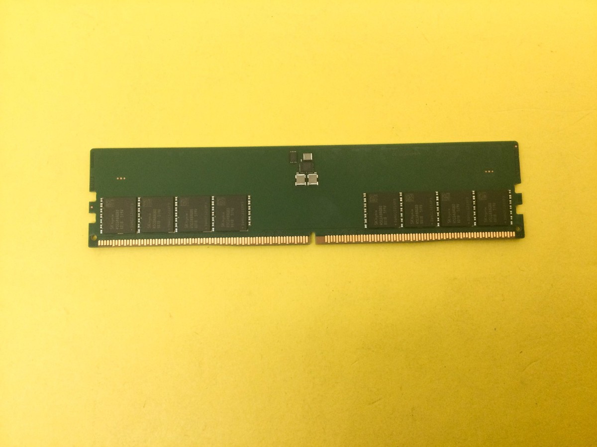 【動作品】SK hynix 32GB DDR4 2枚セット SK Hynix 32GB 2Rx8 PC5-5600B UDIMM Desktop Memory HMCG88AGBUA084N