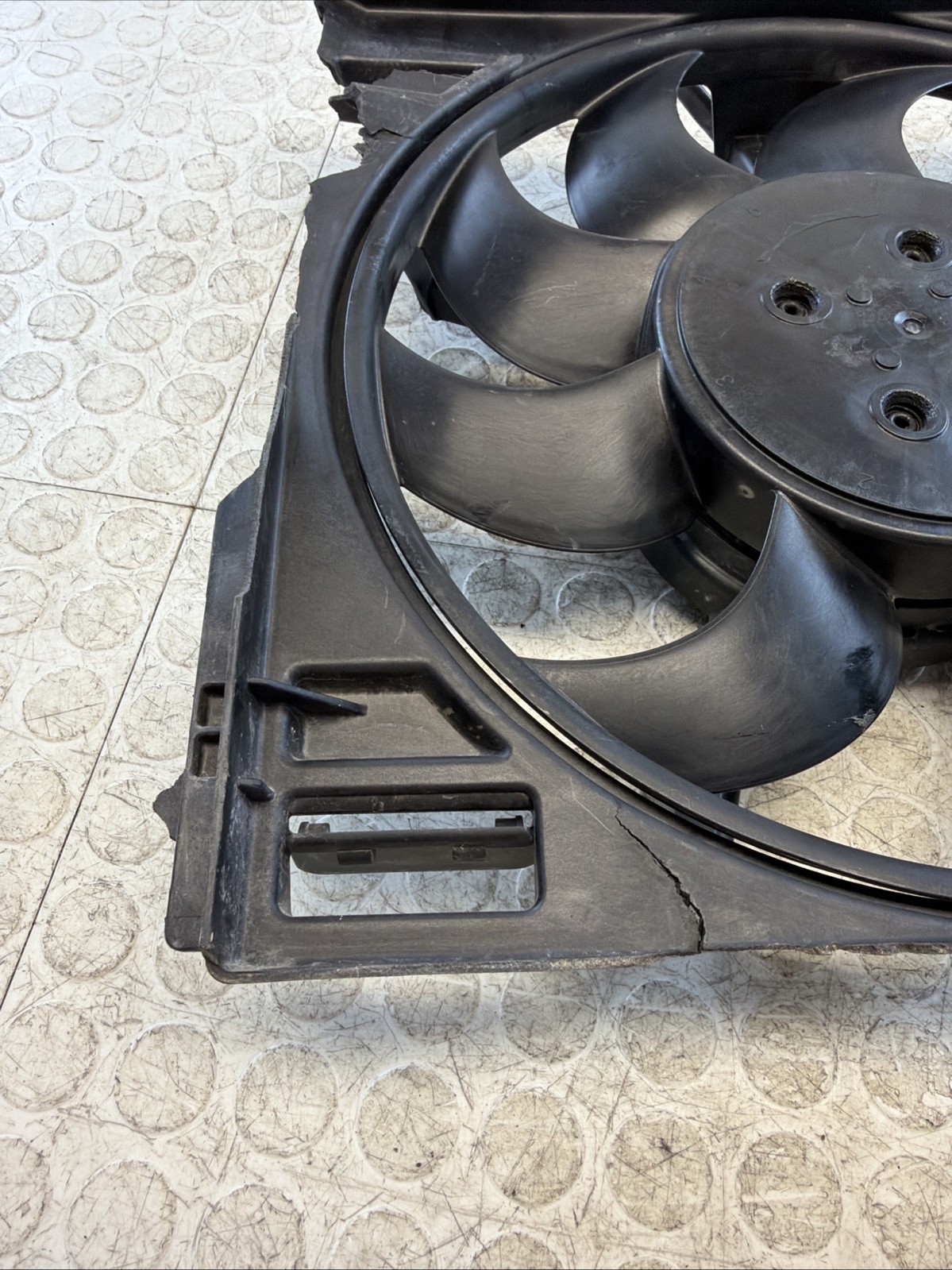 2018-2023 AUDI R8 V10 4S 5.2L FRONT RIGHT RADIATOR COOLING FAN 4S0121203C OEM