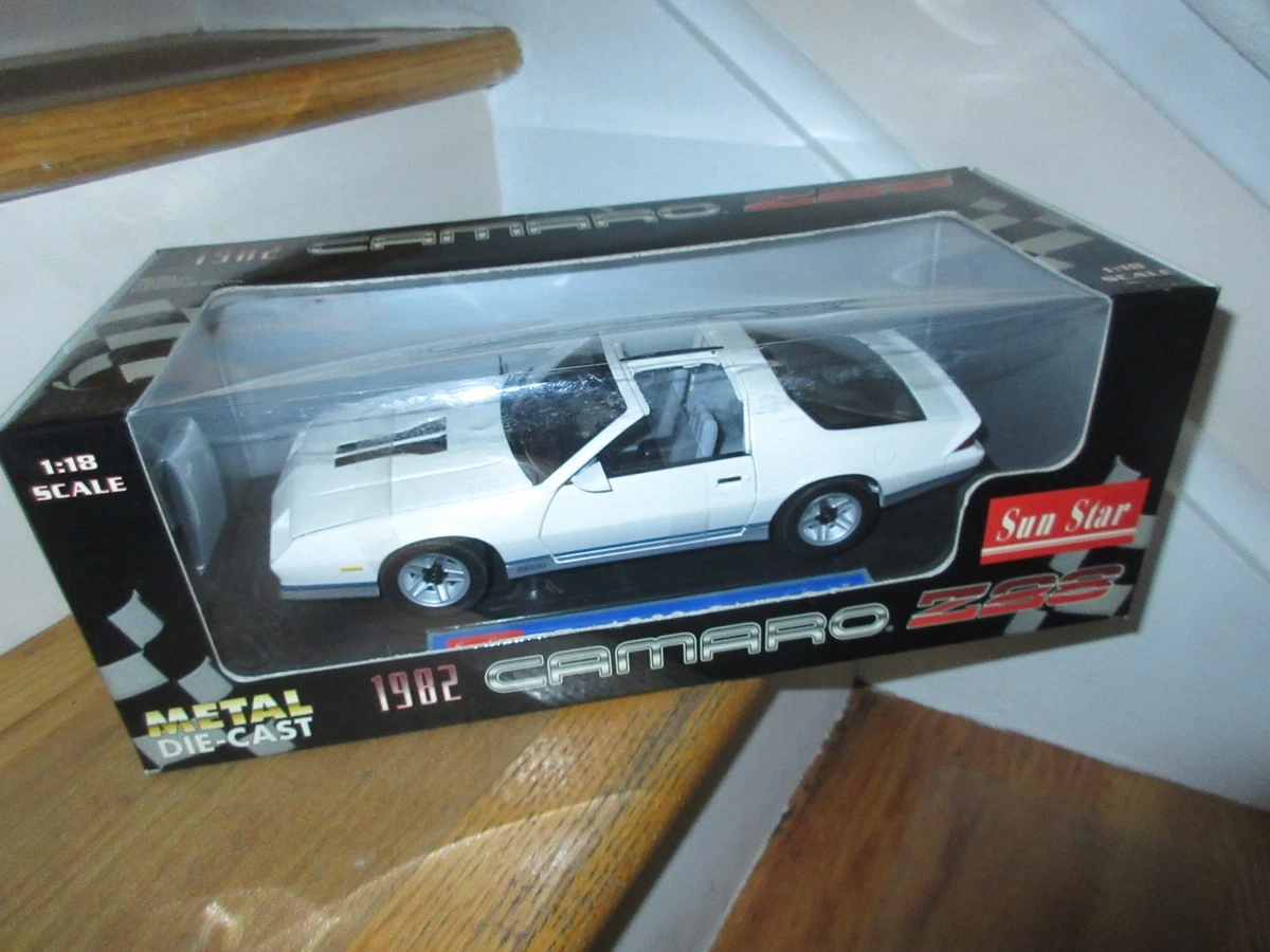 Sunstar Chevrolet Camaro Contemporary Manufacture Diecast Cars