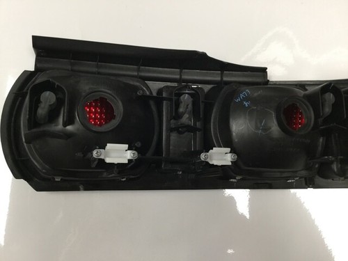 Genuine Toyota 1993-1995 MR2 Drivers/Left Tail/Combination Lamp/Light Lens 81561 - Foto 5 di 9