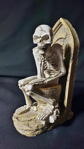 Skeleton on Toilet Thinker Pose 9" Hand Painted Resin Figure Ashland Halloween