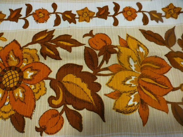 tissus coton  ans 30-50=  1m,25    x0,90  rideau,coussin etc..teintes marronnées - Photo 2/3