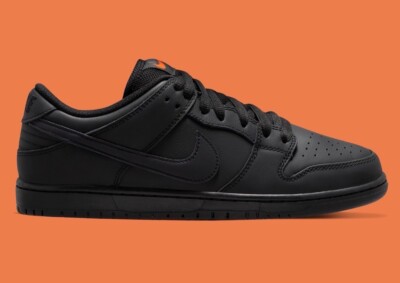 SB Dunk Low Pro Triple Black. Orange label. Mens size 9.5 | eBay SB Dunk Low Pro Triple Black. Orange label. Mens size 9.5 | eBay