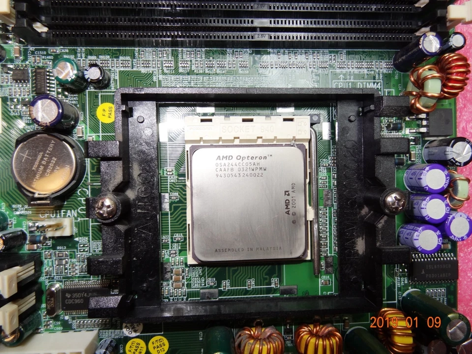 Tyan Thunder S2880 Motherboard Socket 940 + 2CPU + 4GB RAM Micron DDR1 #T517 - Image 3 of 4