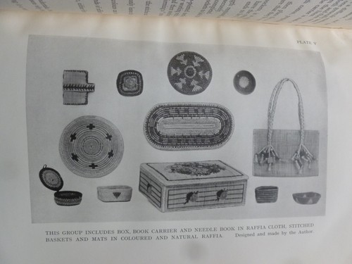 PRAKTISCHES HANDWERKLICHES DESIGN von Winifred M. Clarke - Handbuch 1937 - Bild 14 von 19
