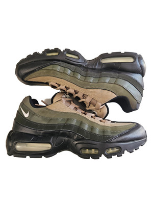 Size: 10.5 - RARE NIKE Air Max 95 Essential Sequoia 749766-024