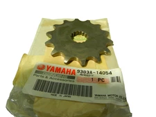 NOS Yamaha 14T  Drive Sprocket 1987-2004 YZ125 9383A-14054