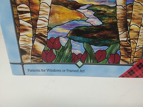 Plaid Gallery Glass Tiffany Glass Remembered Patterns for Windows or Framed Art - Picture 3 of 6