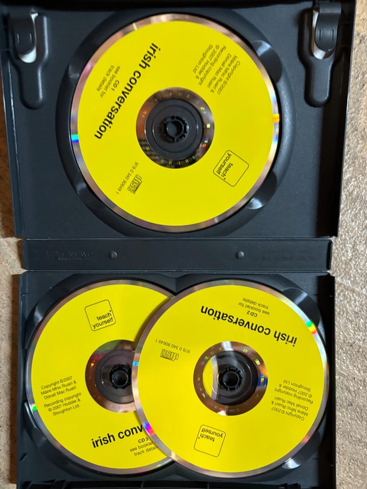 Teach Yourself Irish Conversation (2007 3 CDs and booklet) - Image 4 of 4