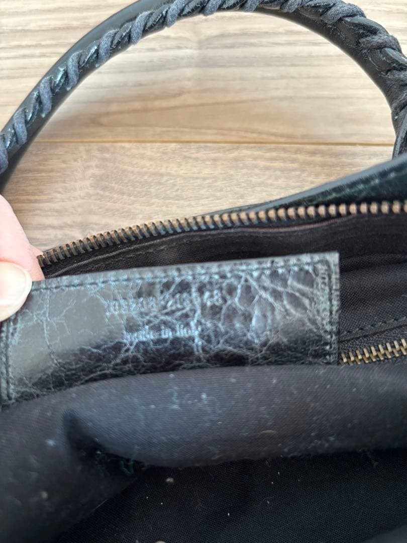 Rare BALENCIAGA The First Shoulder Bag in Black Houndstooth thumbnail 9