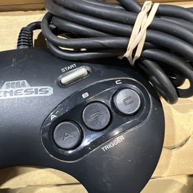 Sega Genesis Model 2 Console w/ Lion King Box, Controller, Cords, System Manual