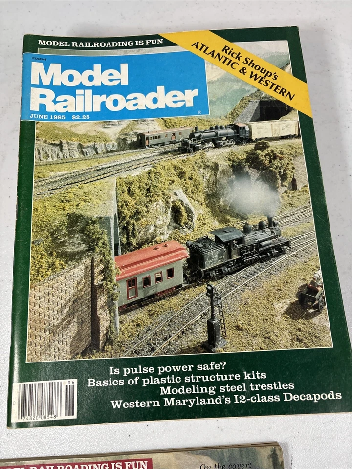 Lot Of 10 Model Railroader Magazine Random Issues From 1980’s And 1990’s Vintage - Image 3 of 4