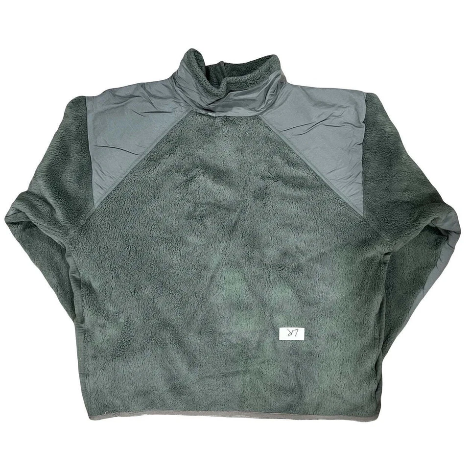 US Army Issue Gen lll Fleece in Foliage PolarTec Fleece Jacket Grade 2 - Image 2 of 4