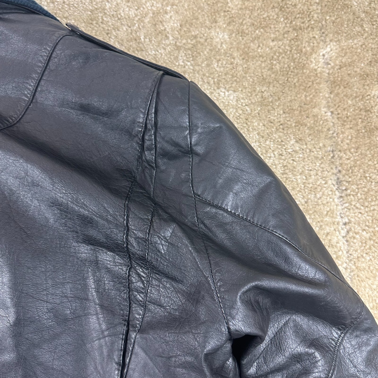 Guy Laroche Paris Mens Bomber Jacket L Leather Zip Up snap Black