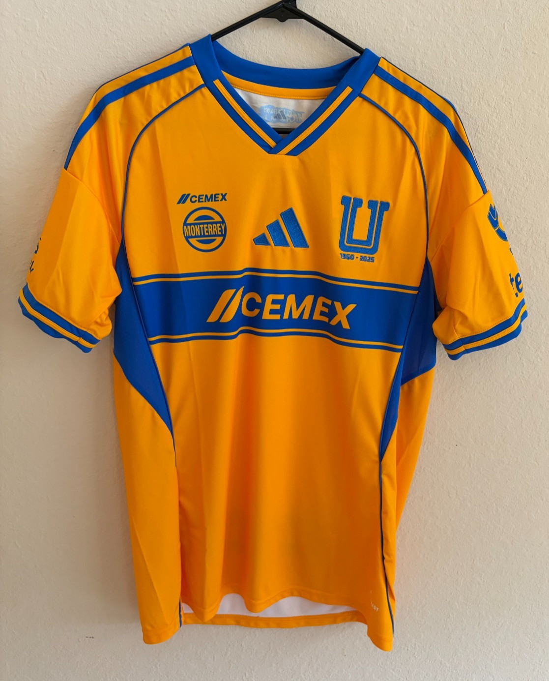 Monterrey Soccer Jersey - MENS MEDIUM - U 1960-2025 - Retails $150 - NWT