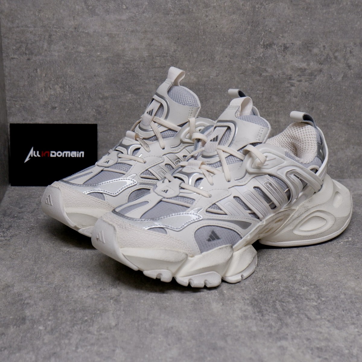 Adidas XLG RUNNER DELUXE Running Shoes White Silver JS1588