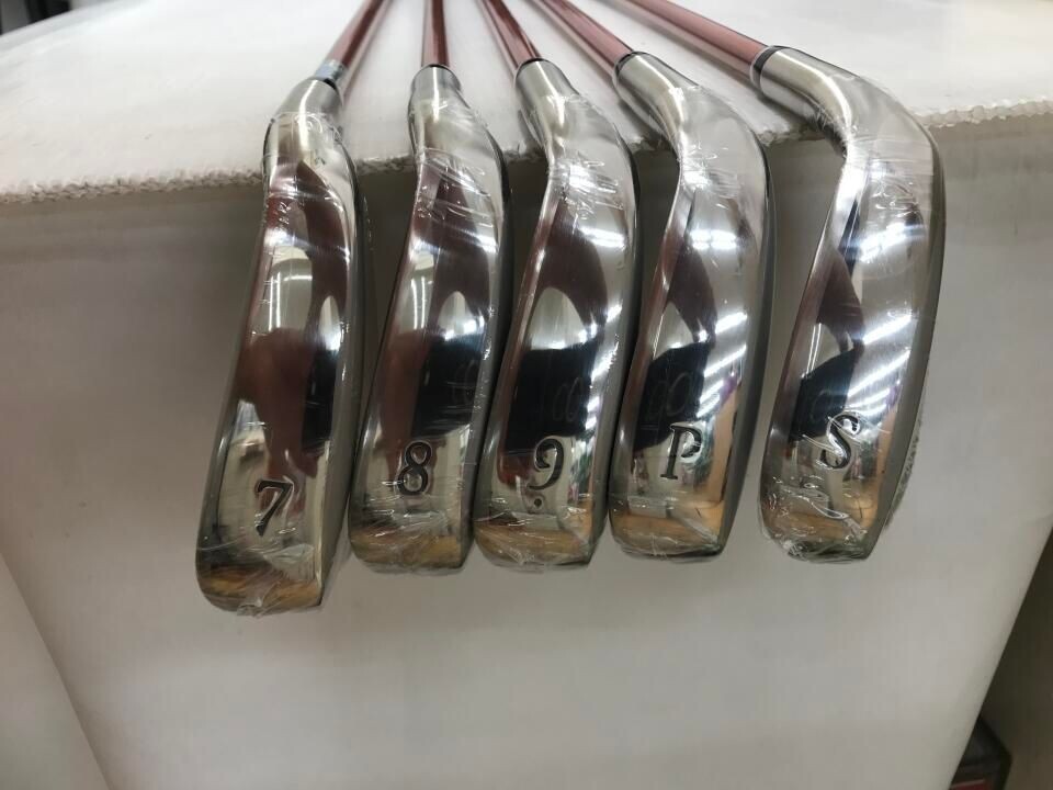 Ladies Dunlop XXIO 13 20245pcs 7-pw-sw Iron set Bordeaux Ladies Dunlop XXIO 13 20245pcs 7-pw-sw Iron set Bordeaux