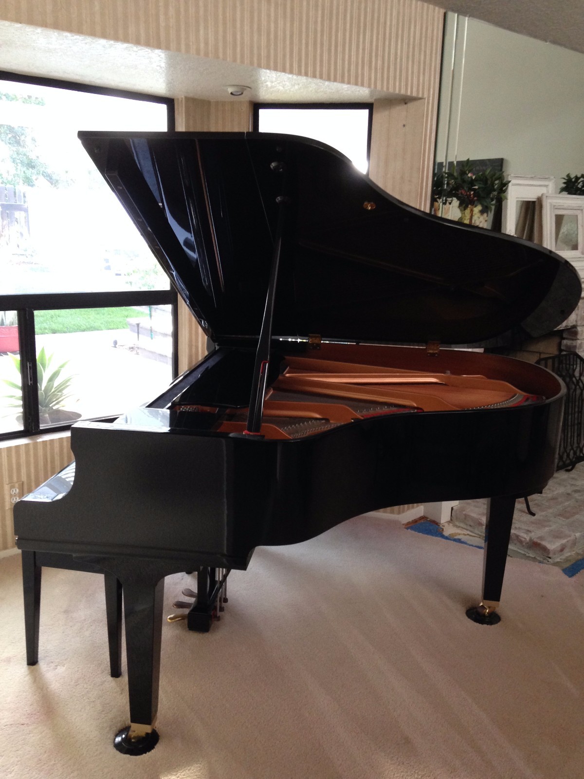 yamaha gc1 baby grand piano