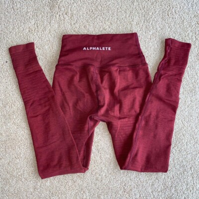 BRANDNEU NIE GETRAGEN Alphalete OG Revivals in Bordeaux Größe XS