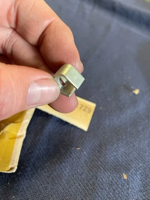 1963 Chevrolet Corvette / 1960-1964 Corvair NOS interruptor de seta Pawl #5951729 - Imagem 4 de 4