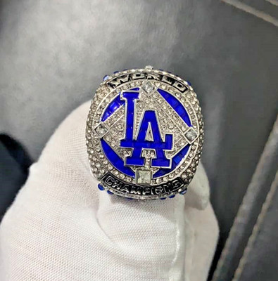 L. A. DODGERS 2020 Silver Ring Baseball Seager Souvenir Game Fan
