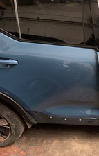Volvo Xc40 2023 Rear Right Side Door With Glass Door Card Regulator Light Damage