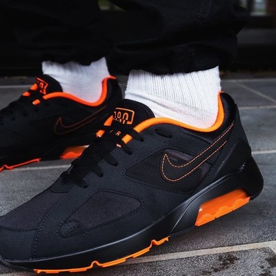 ( NEU! ) 180er NIKE AIR MAX - Hyper Crimson Edition - Größe 44