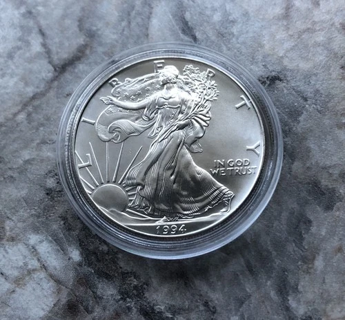 1994 Silver American Eagle. 1oz Silver. BU Condition. NEW ITEM!!