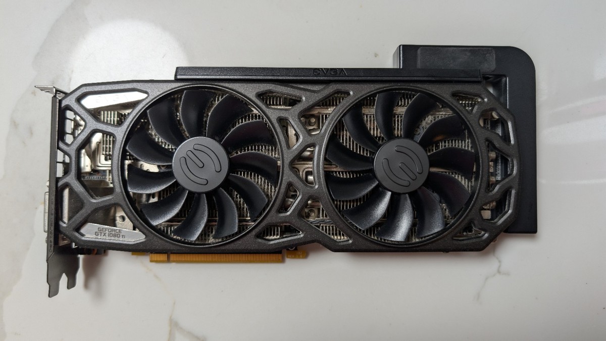 EVGA GeForce GTX 1080 Ti グラフィックボード Amazon.com: EVGA GeForce GTX 1080 Ti FTW3 Gaming, 11GB