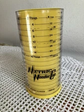 VTG Metric Wonder Cup 2 Cup 16oz 1Pt Measuring Cup Milmour Wet/Dry Measure USA