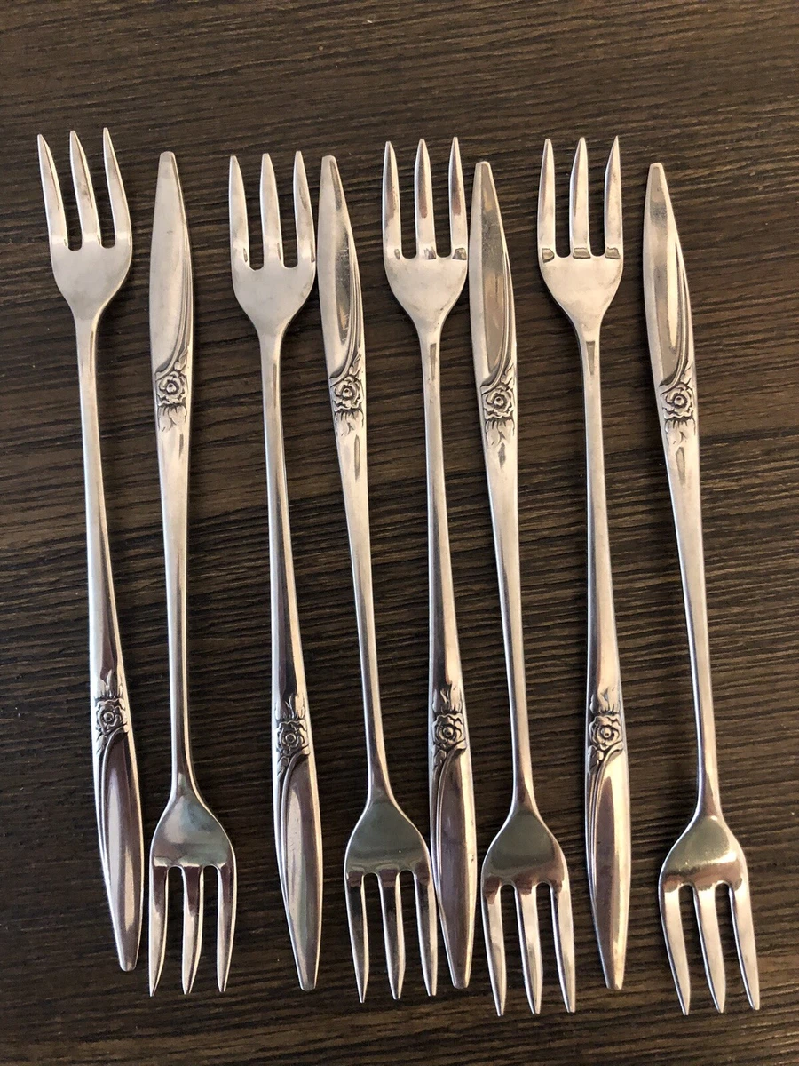 Set Of 5 WMA Rogers A1 Plus Oneida LTD Dinner Forks Floral