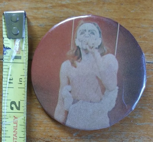 EXTREMELY RARE 1970s ~ PETER GABRIEL ~ Genesis Concert Vintage Pin Button Badge - Picture 16 of 23
