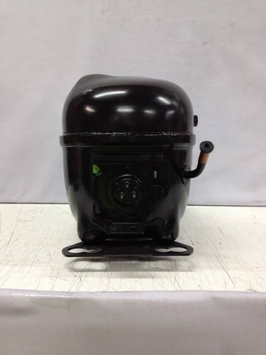NE6170Z COMPRESOR DESNUDO SOLO R134A MHBP 8.77 DISP 533W @ -5°C 1/4+HP 240V 50HZ - Imagen 3 de 7