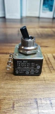 0132.0122 Marquardt industrial DPST toggle Switch, Panel, off-on, 