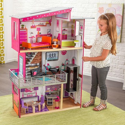 luxury dollhouse