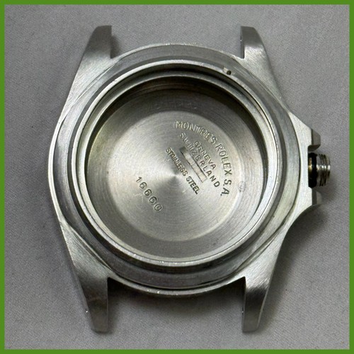 VINTAGE GENUINE ROLEX 16660 SEA DWELLER CASE 8.2 MIL 1985 # 709