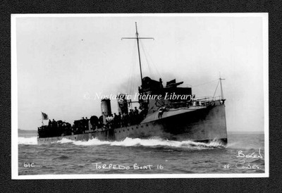 ORIGINAL BEKEN OF COWES MARINE MOTOR TORPEDOBOOT 16