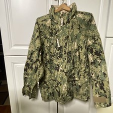 US Navy GREEN DIGITAL GORTEX Medium X Short Cold Weather Jacket Parka