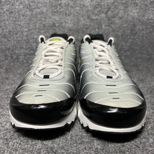 Nike Air Max Plus Black Bright Cactus Sneakers CD0609 022 GS Size 6Y Women's 7.5 - Picture 2 of 9