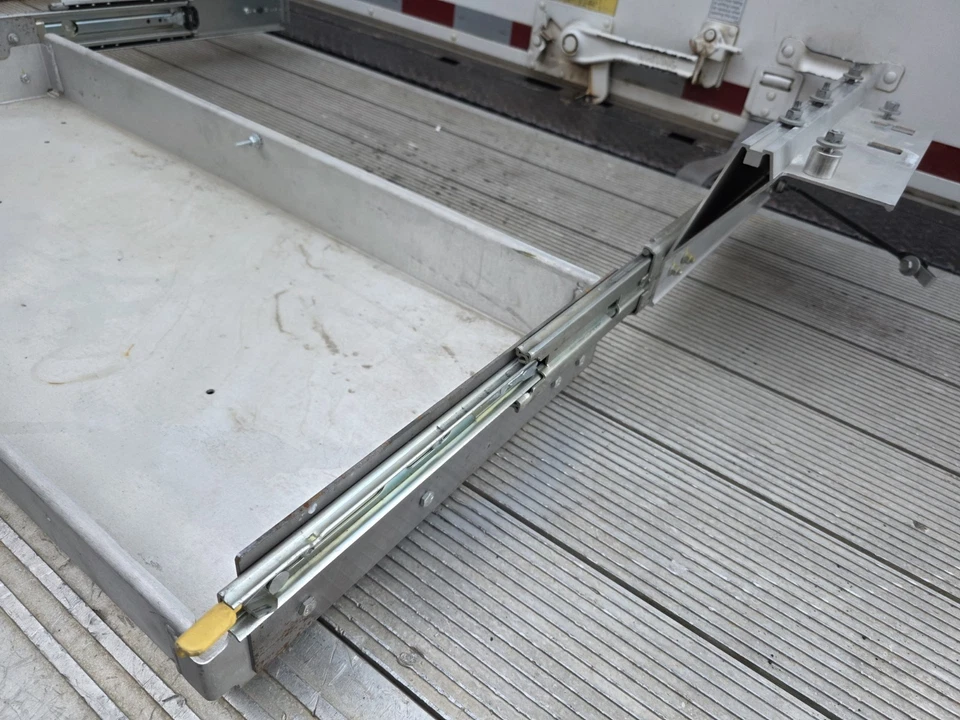 Bandeja de radio electrónica Ford Police Interceptor 2010-19 sedán Taurus maletero OEM Foto 4 de 4