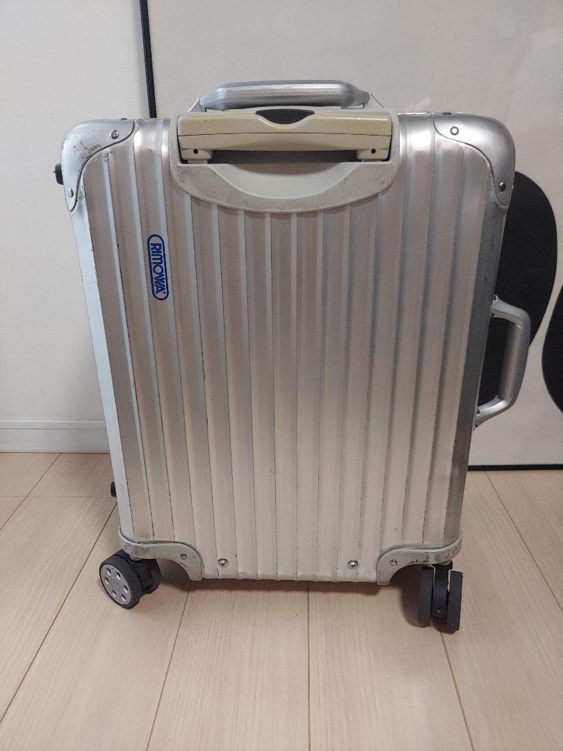 【正規品】Rimowa TOPAS 77 SILVER 923.77.00 Amazon.com: Rimowa Topas-Cabin Multiwheel, Silver, One Size: Carry