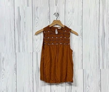 A New Approach ana top womens size petite medium sleeveless blouse pullover