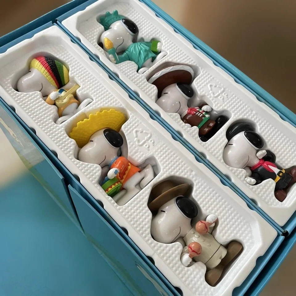 Snoopy 12Nd Set World Tour 2 Figure Used - Image 2 of 4