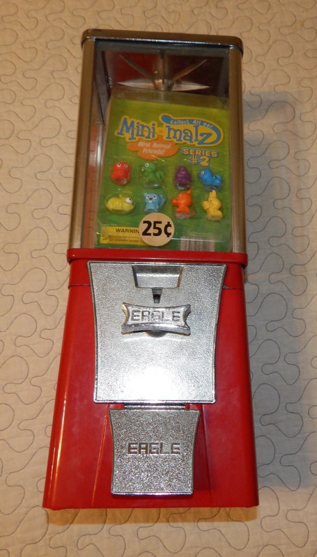EAGLE QUARTER GUMBALL MACHINE