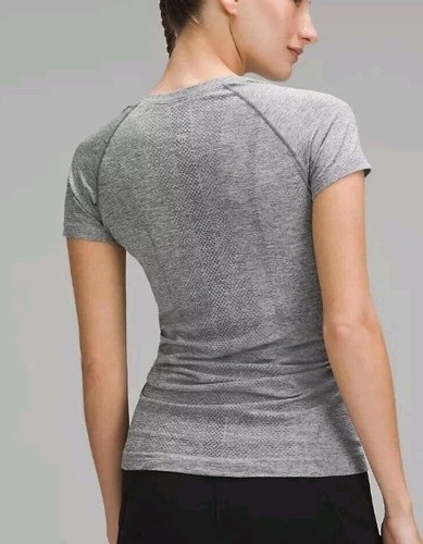 Lululemon Women's Gray Swiftly Tech Short Sleeve Shirt 2.0 Hip Length Top! 12 - Picture 2 of 4