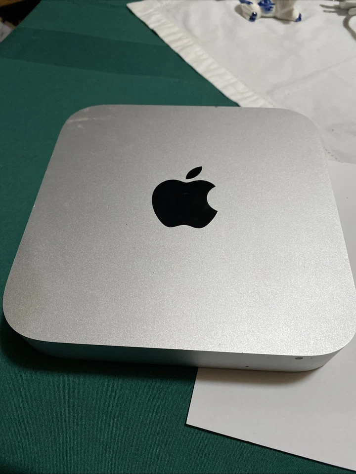 Apple Mac Mini Mid-2011 4gb Ram Sin HDD A1347 para piezas no funciona sin alimentación Foto 2 de 3